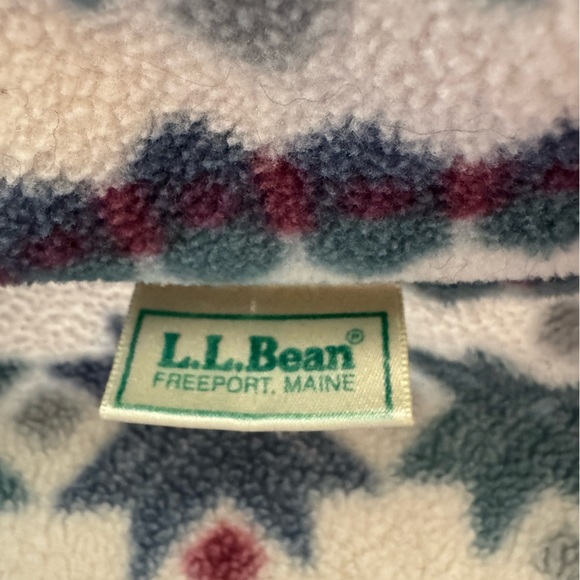 Vintage LL bean pull over - Picture 2 of 2
